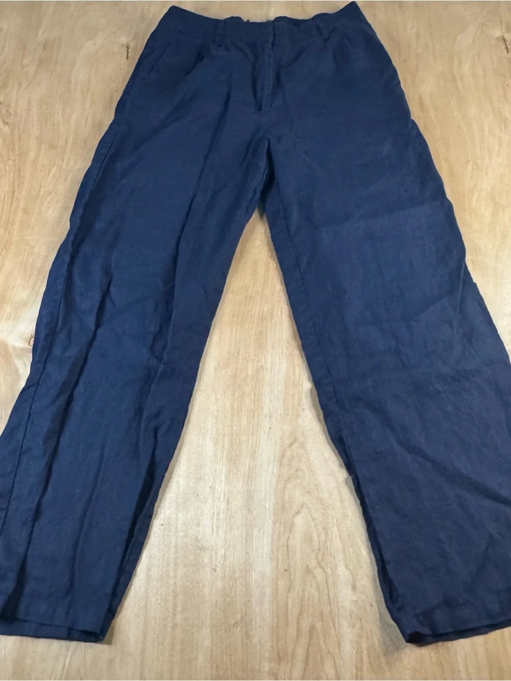 Quince Women’s Blue 100% Linen Pleated Front Straight Leg Pants Pockets Size 10.